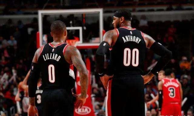  马刺团队篮球击溃开拓者，文班亚马防守筑铁壁